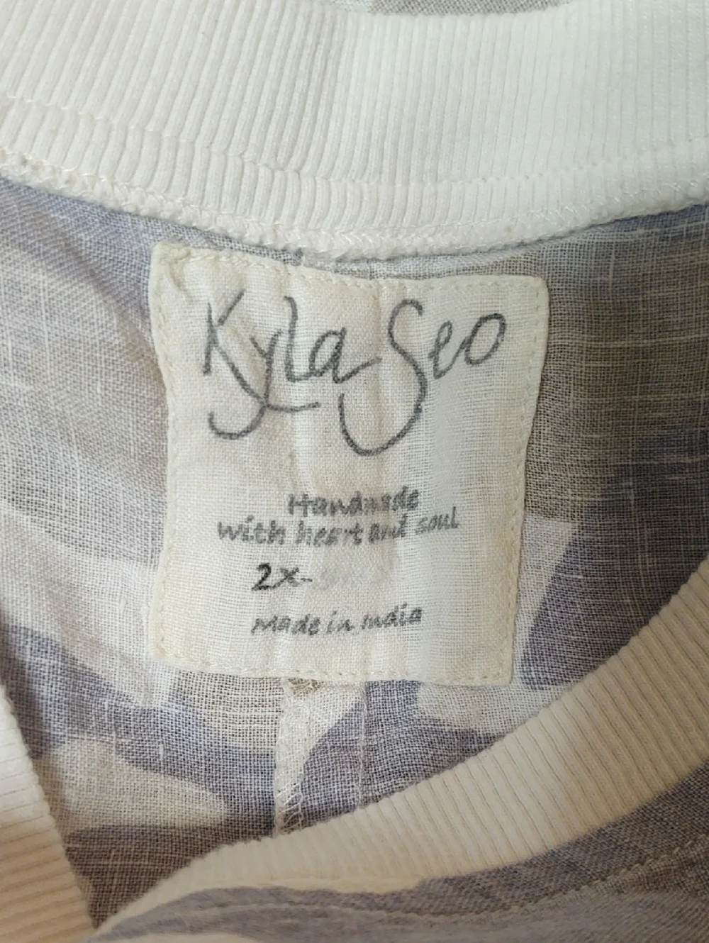 Kyla Seo Linen Light Neutral Camo Shirt size 2X